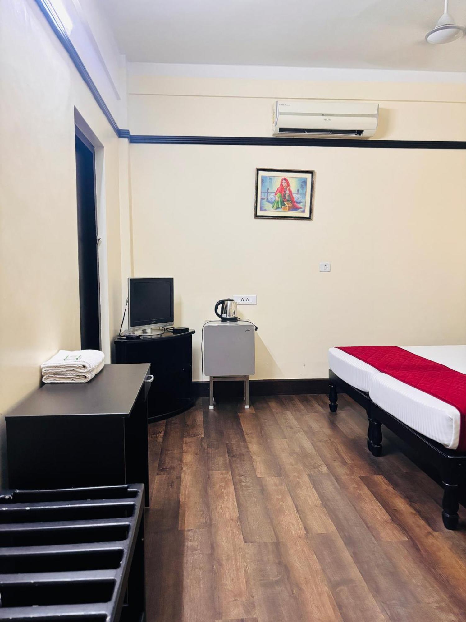 Maharani Hotel Кожикоде Екстер'єр фото