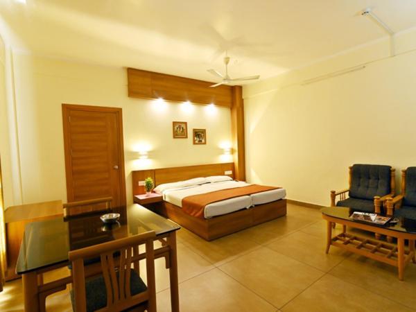 Maharani Hotel Кожикоде Екстер'єр фото