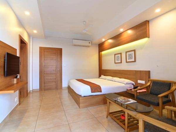 Maharani Hotel Кожикоде Екстер'єр фото