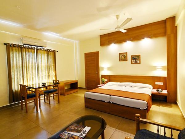 Maharani Hotel Кожикоде Екстер'єр фото